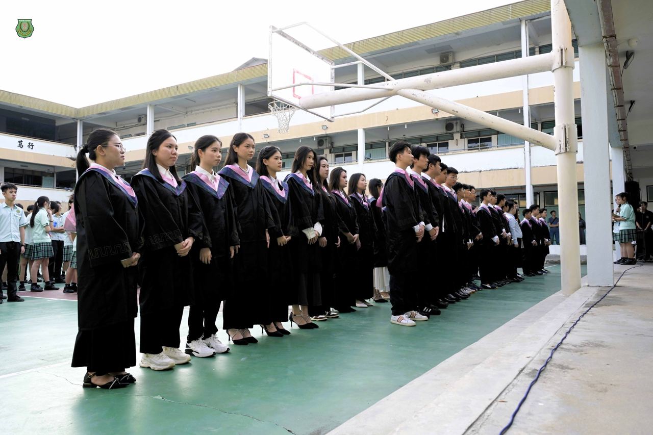 南华独中毕业礼化身“登机口”